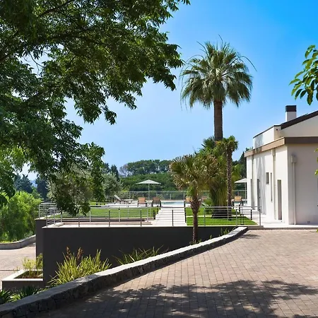 Gianos Villa *